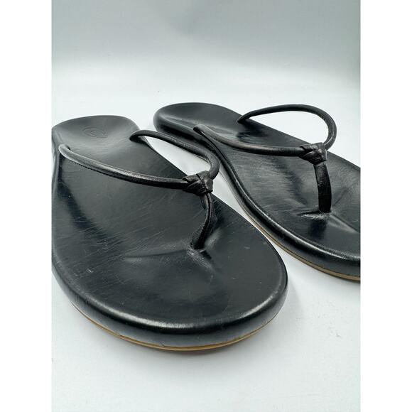Olukai Black Leather Sandals flip flops Pre owned Size 10 - Picture 1 of 6